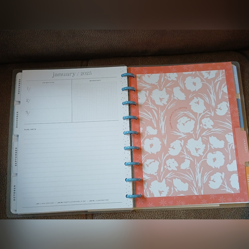 The Happy Planner classic sized 12 month planner Fresh Kitchen Flowers - Picture 11 of 16